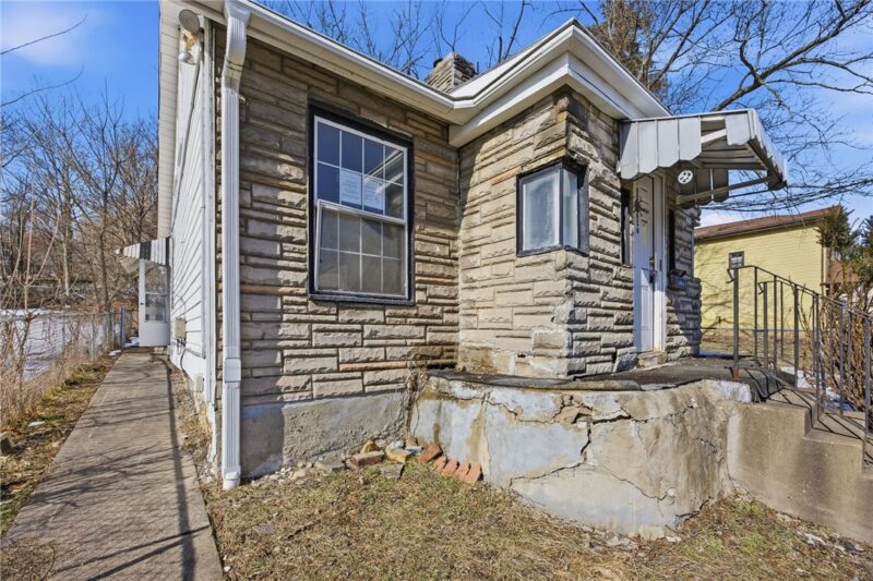 1209 Swissvale Ave — photo 4