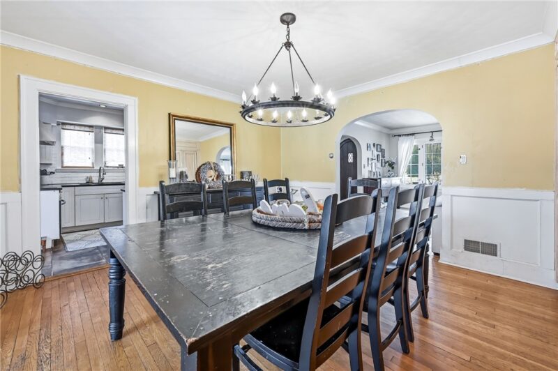 371 Case Ave — photo 8