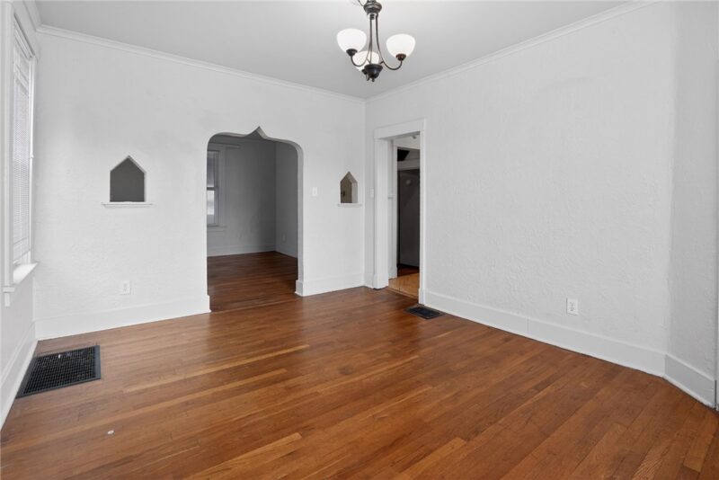 2930 Pyramid Ave — photo 5