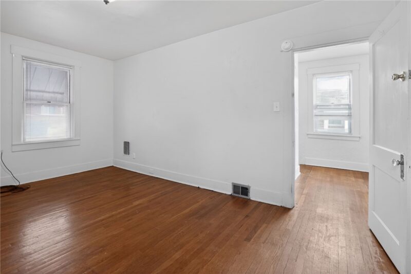 2930 Pyramid Ave — photo 8