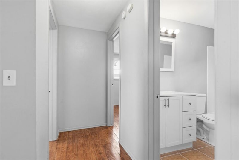 1381 Pocono St — photo 8