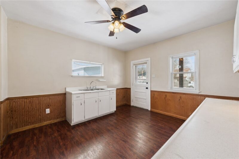 124 Water Ave. — photo 7