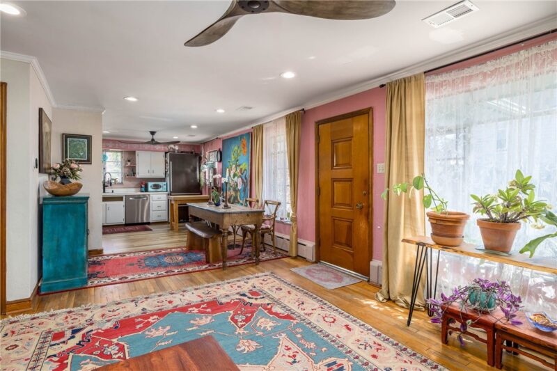 1247 Larimer Ave — photo 8