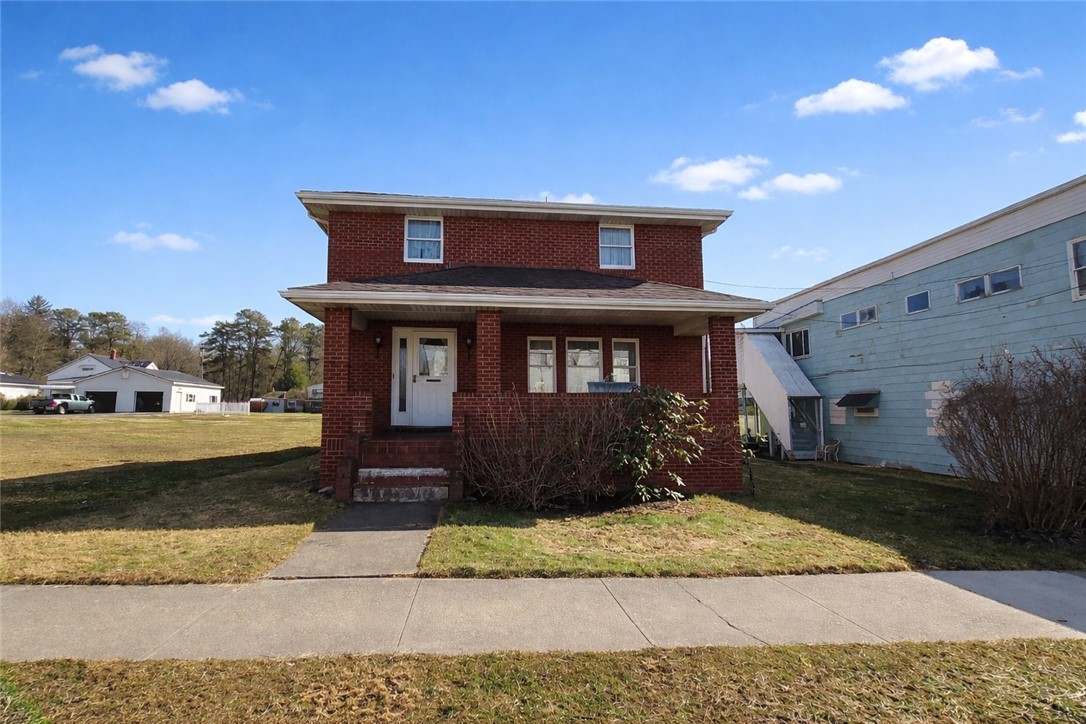 404 Indiana Avenue — photo 1