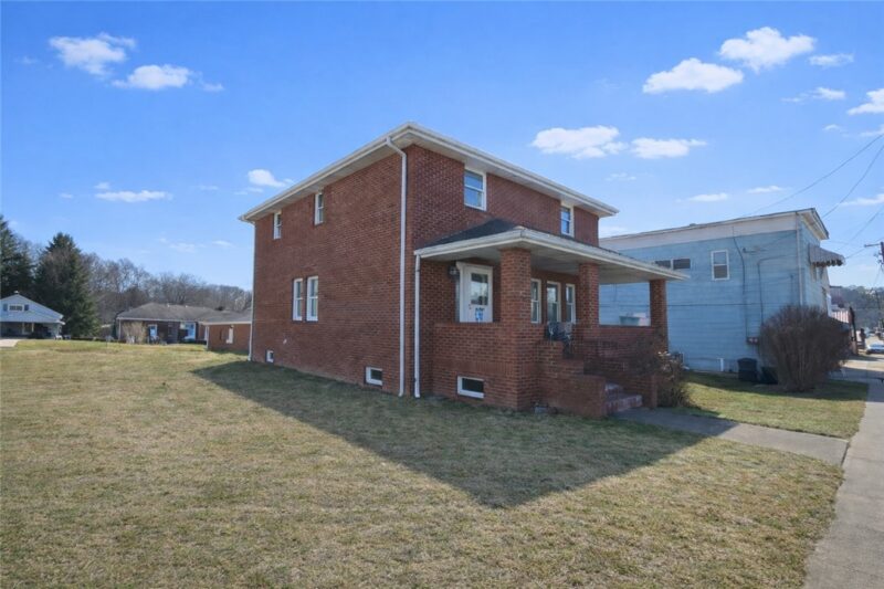 404 Indiana Avenue — photo 3