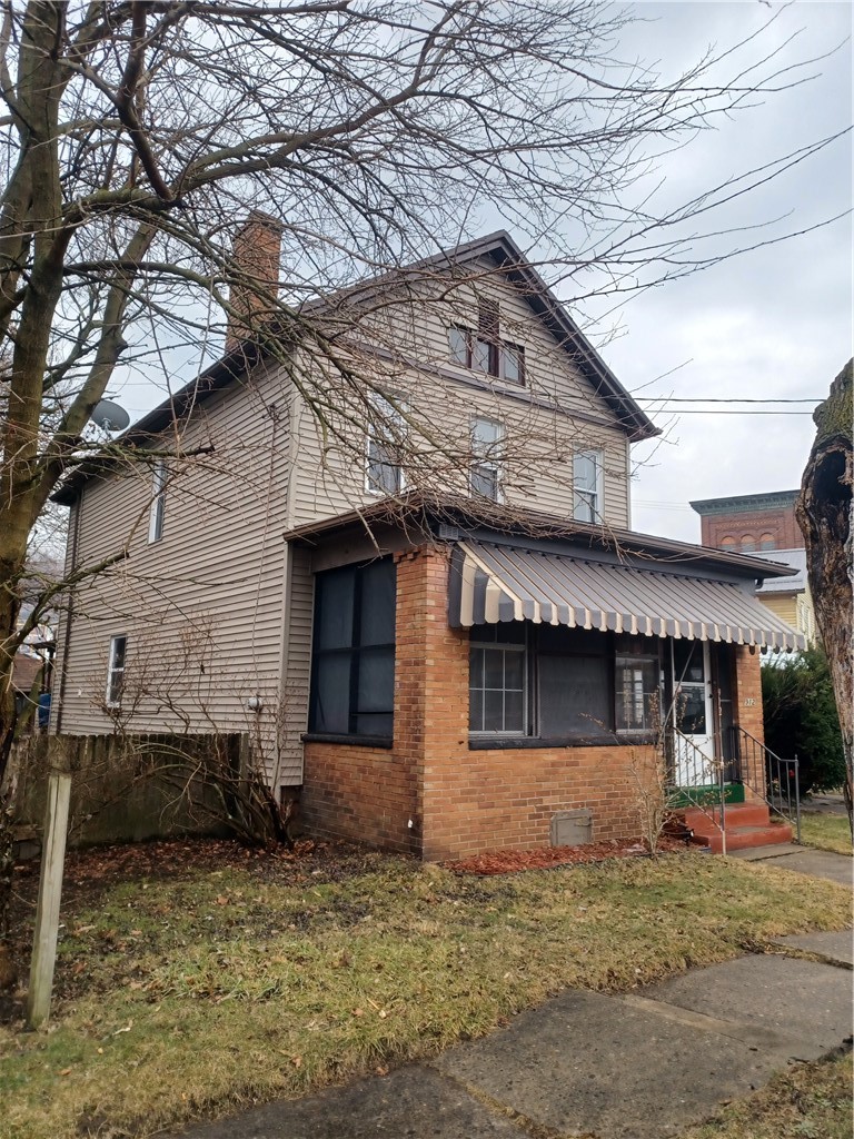 912 Washington Ave — photo 3