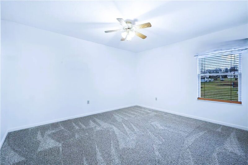 401 Lexington Dr — photo 4