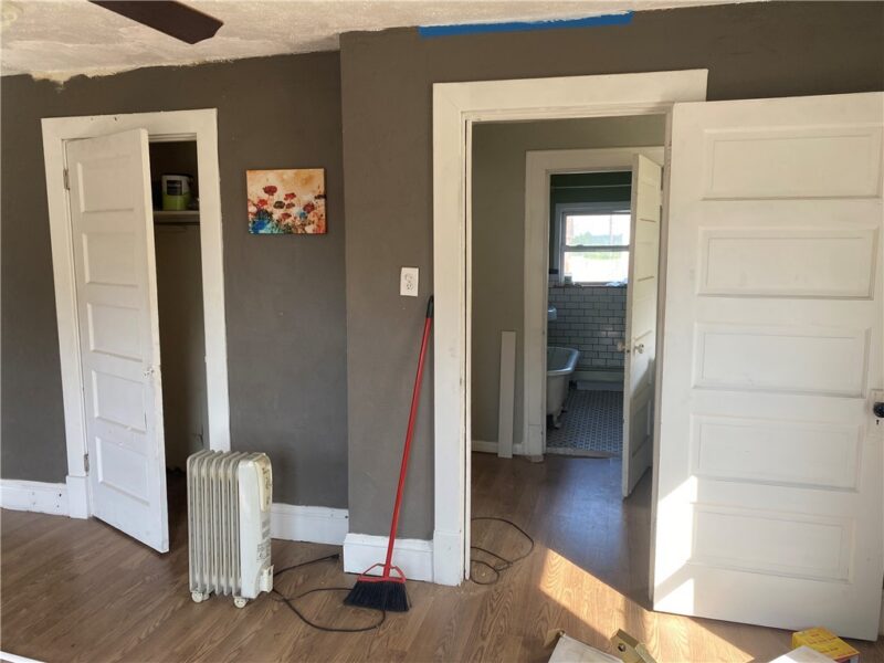 614 Howard St — photo 8