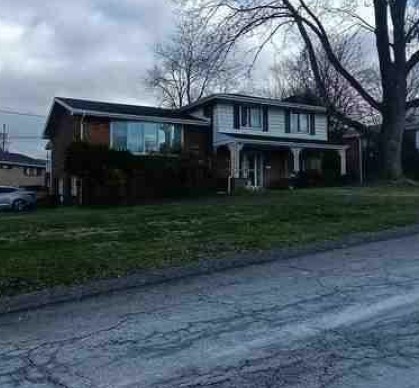 1342 Woodcliffe Dr — photo 1