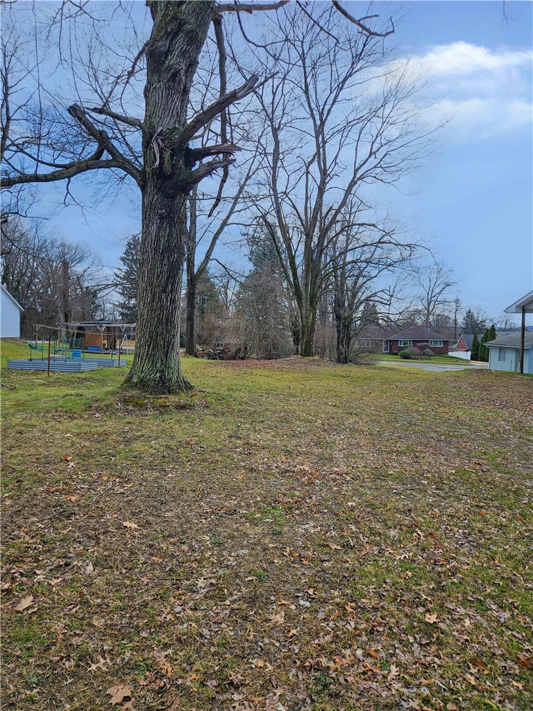 132 E Northview Ave — photo 1