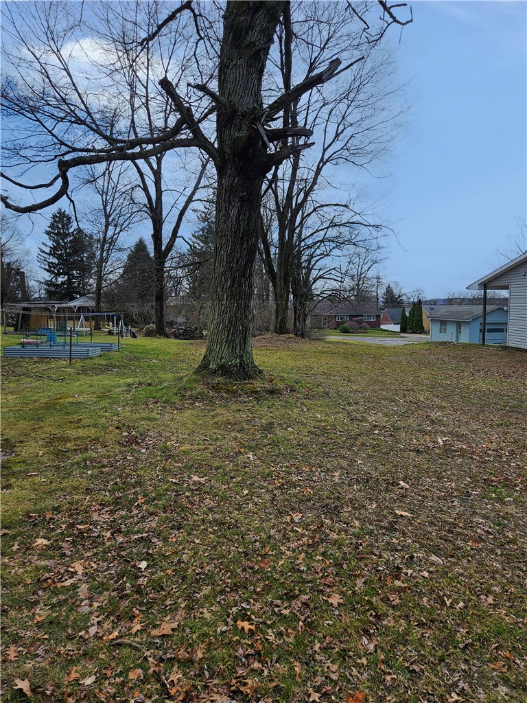 132 E Northview Ave — photo 2
