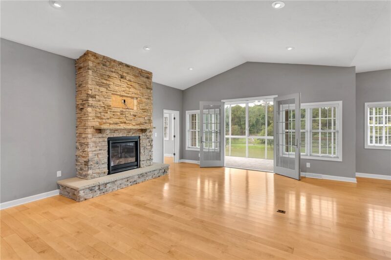 2726 Clay Pike — photo 8