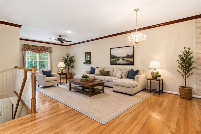 107 Boxwood Ct — photo 8