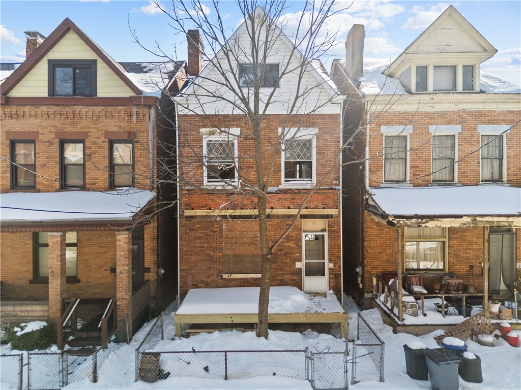 115 Hawkins Ave — photo 1