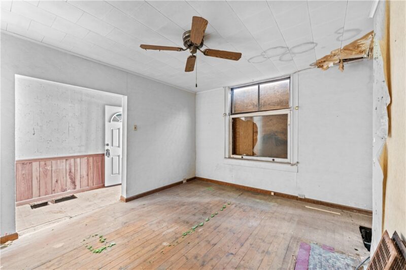 115 Hawkins Ave — photo 4