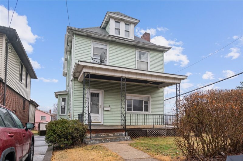 1600 Alverado Ave — photo 2