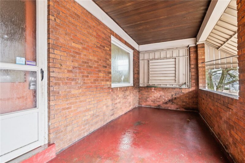 302 Platt Ave — photo 3