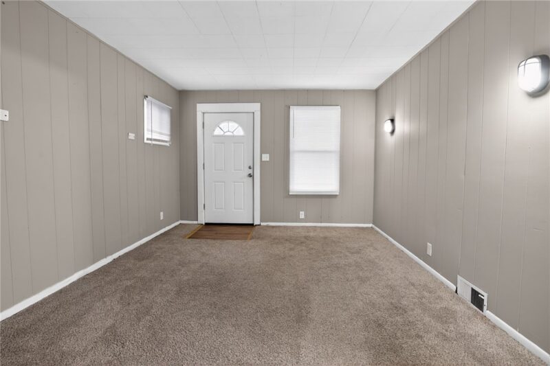 830 Elmwood St — photo 4