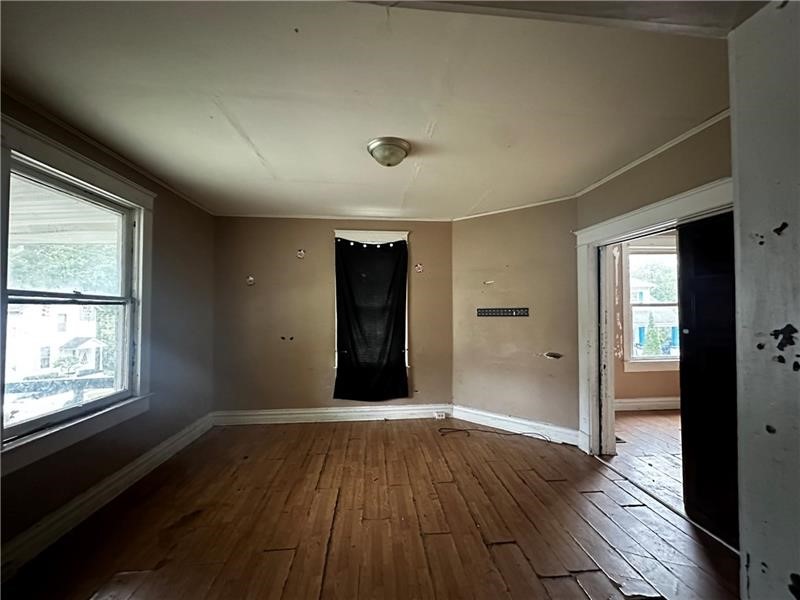 801 Butler Ave — photo 4