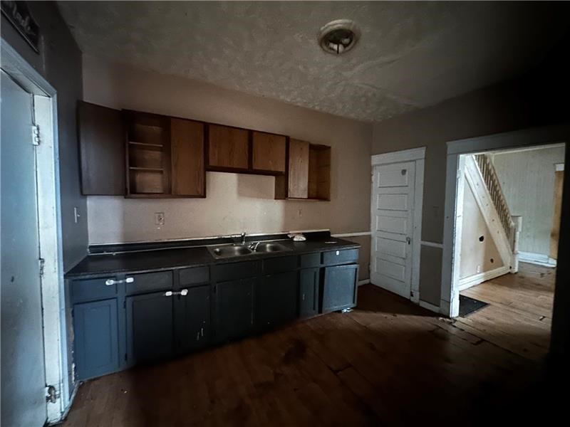 801 Butler Ave — photo 5