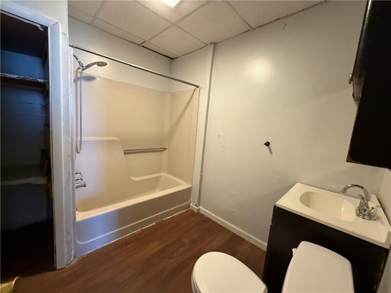 417 Shadyside St — photo 6