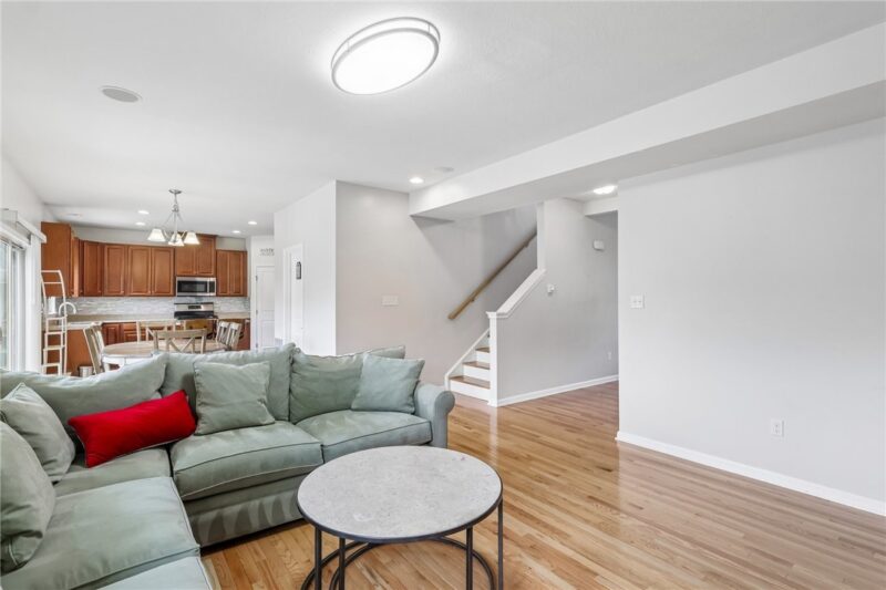 443 Isabella Court — photo 5