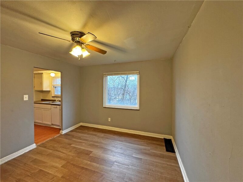 5901 Verona Rd — photo 6