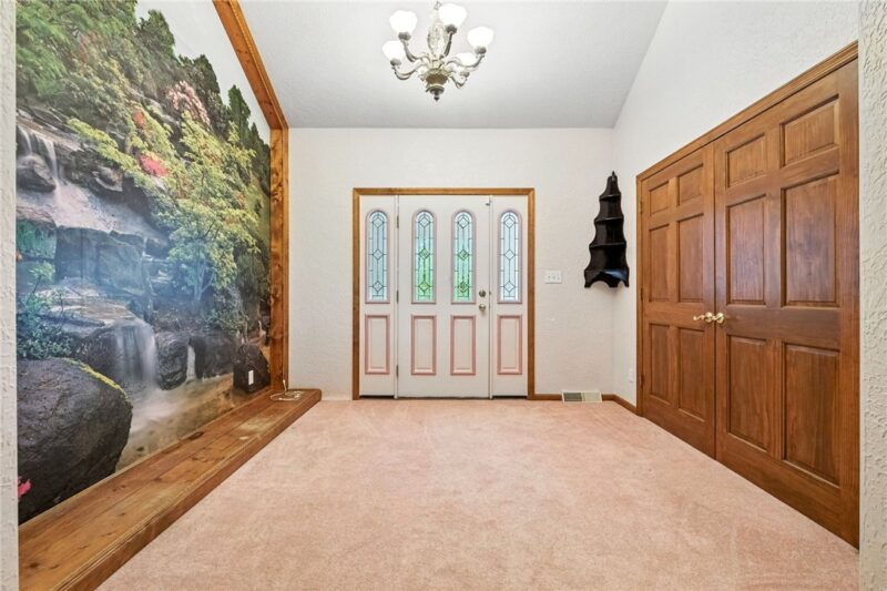 341 Paris Colliers Road — photo 4