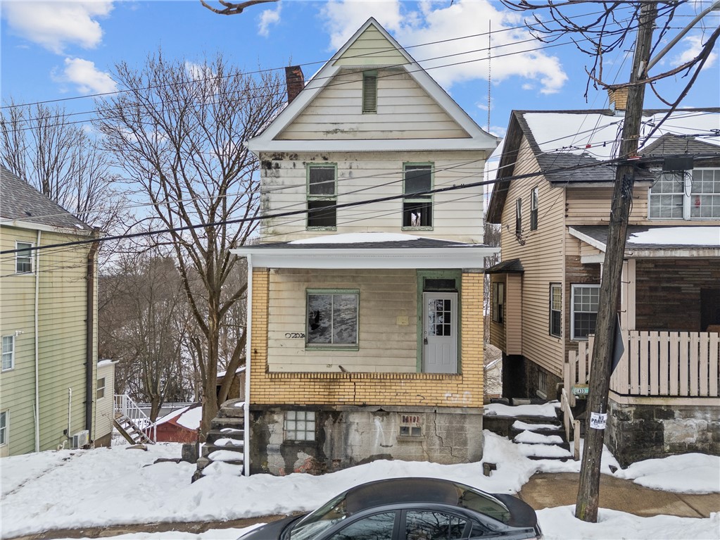 435 E Burgess St — photo 1