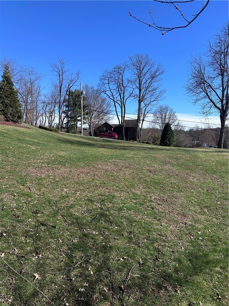 2544 Edgewood Drive — photo 4