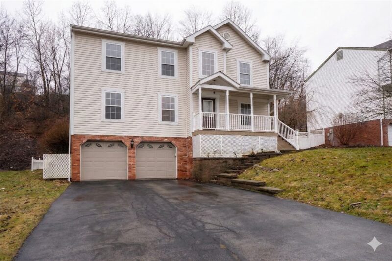 125 Shelbourne Drive — photo 2