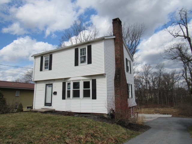 609 Demuth Street — photo 3