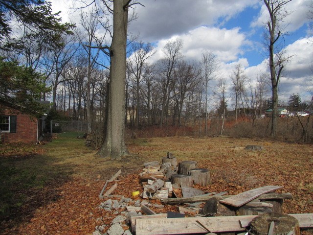 609 Demuth Street — photo 5