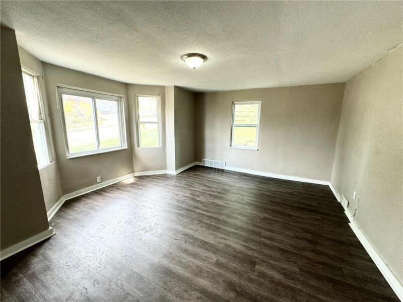 153 Jucunda St — photo 8