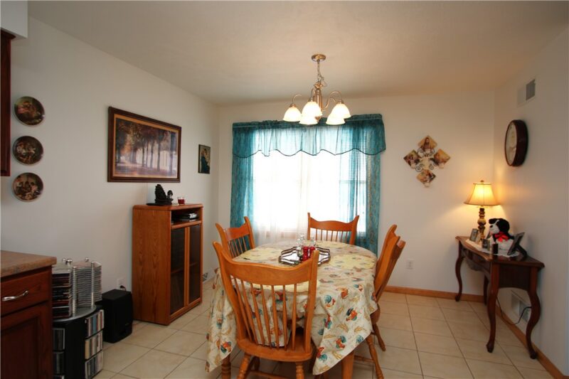 111 Brittany Drive — photo 3