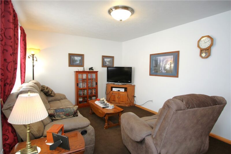 111 Brittany Drive — photo 5