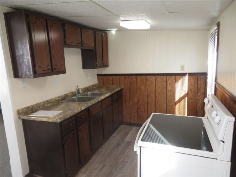 327 W Brady St — photo 4