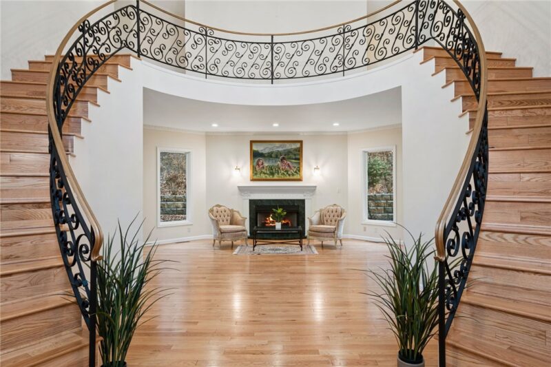 4306 Michel Court — photo 4