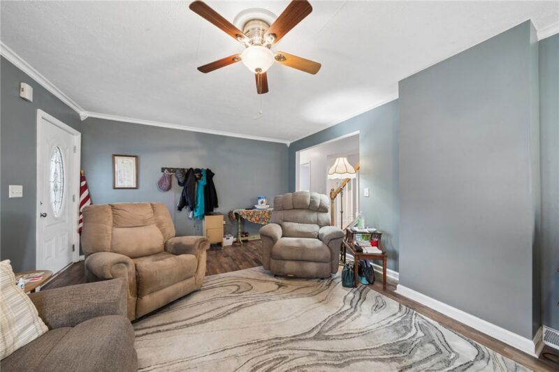 605 W Grant St — photo 5