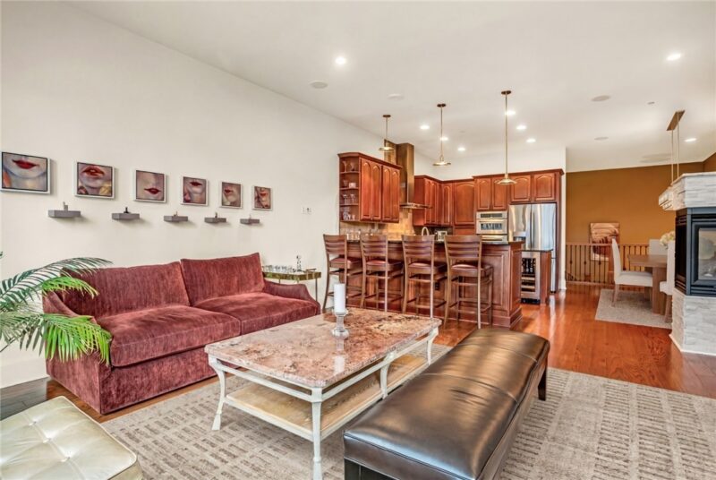301 5th Av 702-602 — photo 5