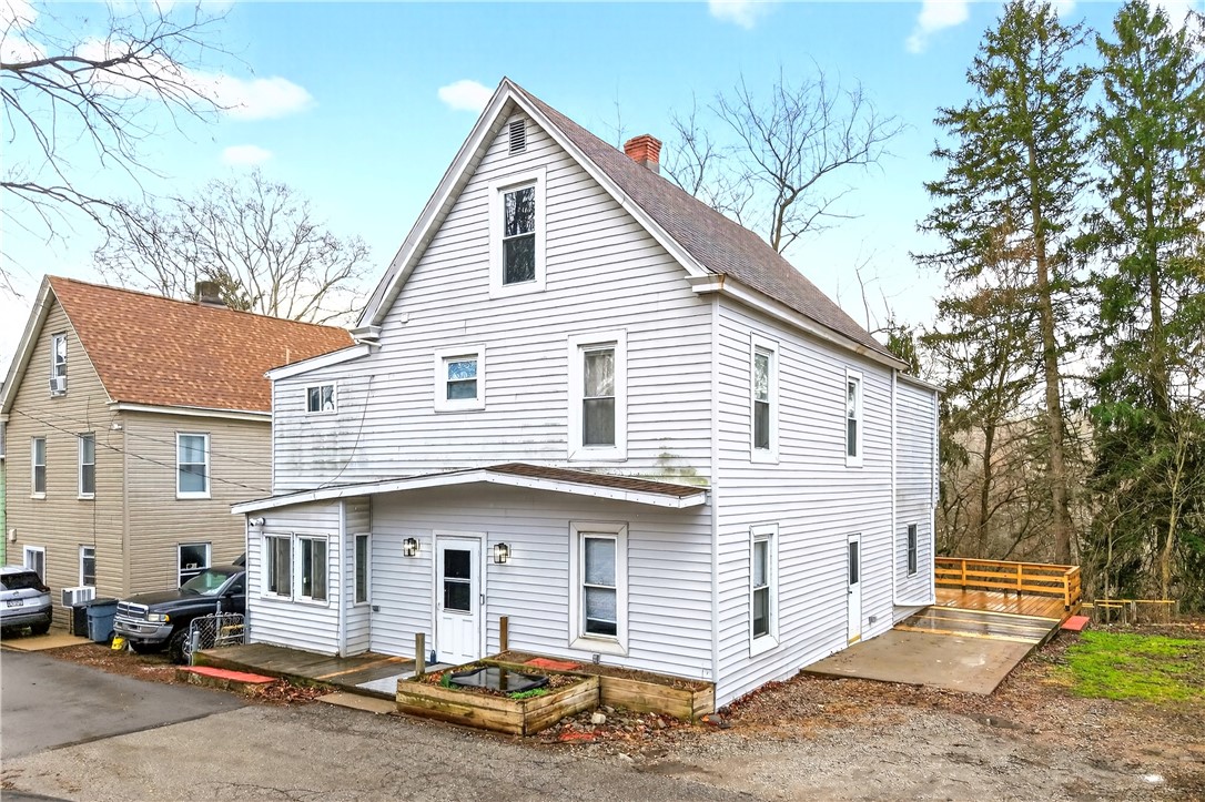15 Montour St — photo 1