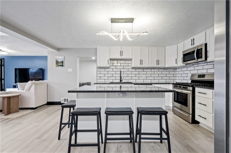 856 Cleveland Ave — photo 7