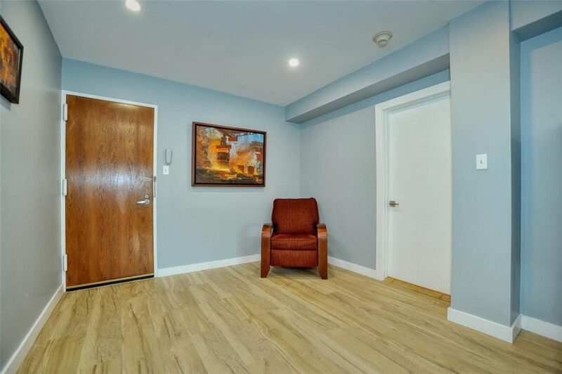 320 Fort Duquesne Blvd 12M — photo 5