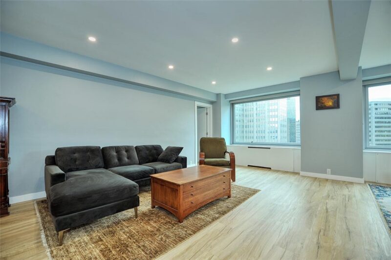 320 Fort Duquesne Blvd 12M — photo 7