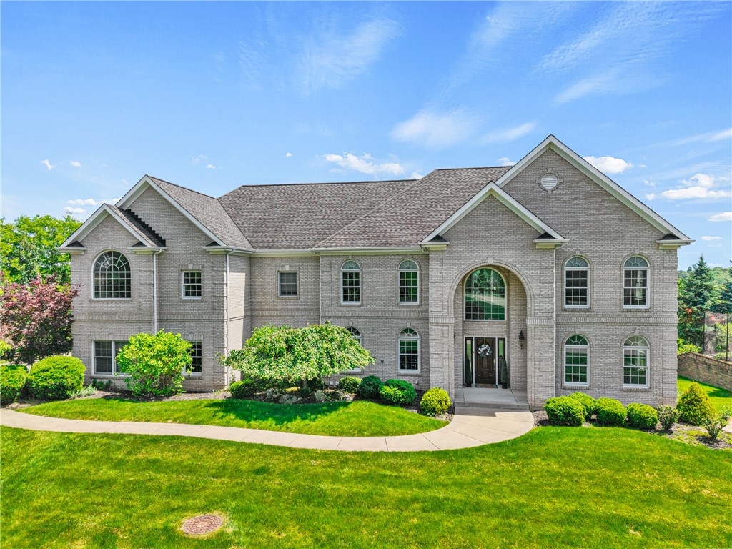 711 Parkview Dr. — photo 1