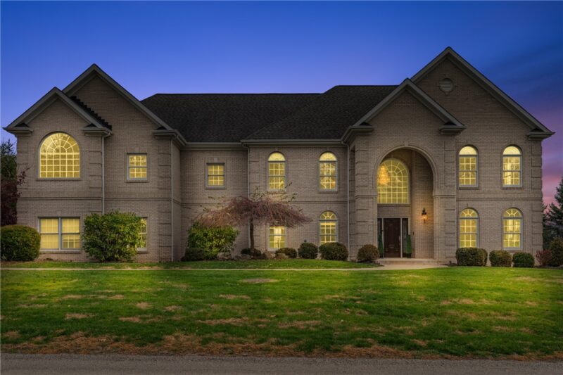 711 Parkview Dr. — photo 3