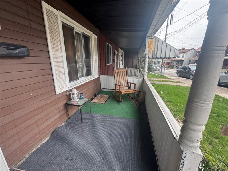 606 E 17th Ave — photo 2