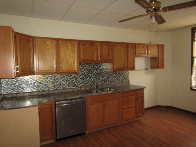 531 Beaver Ave — photo 8