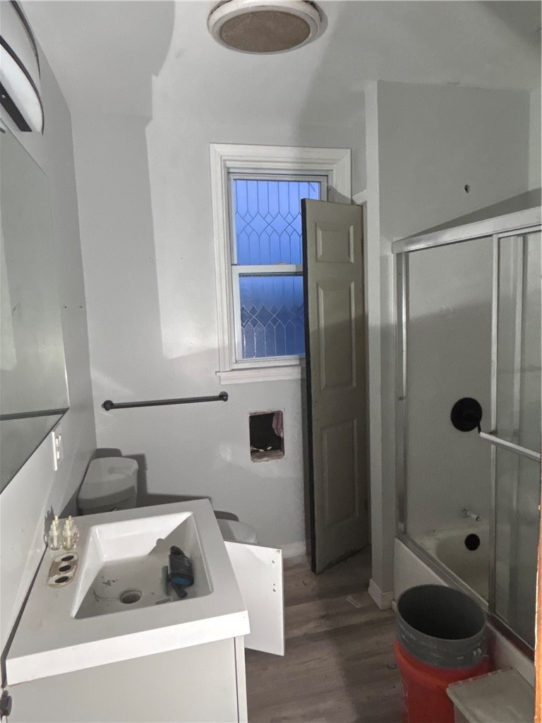 349 Marguerite Ave — photo 2