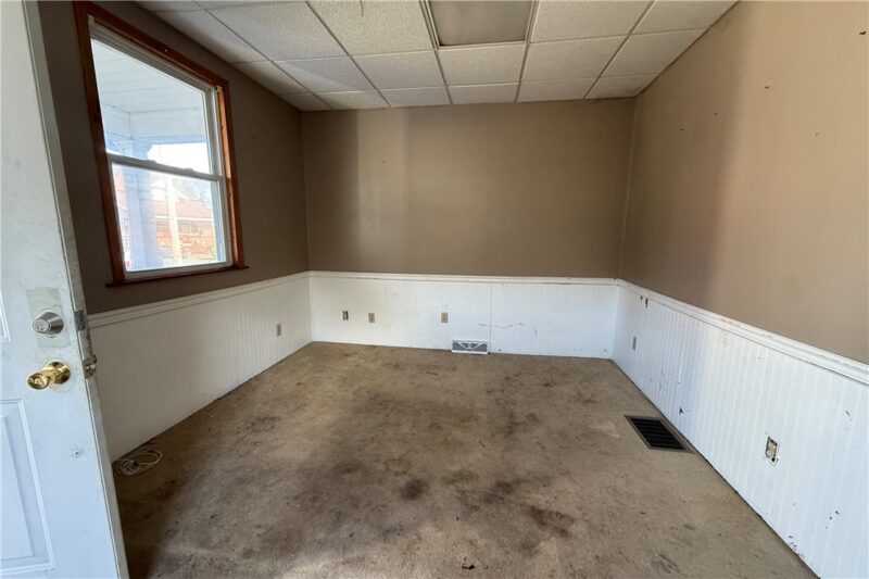 1406 Heinz Ave — photo 3